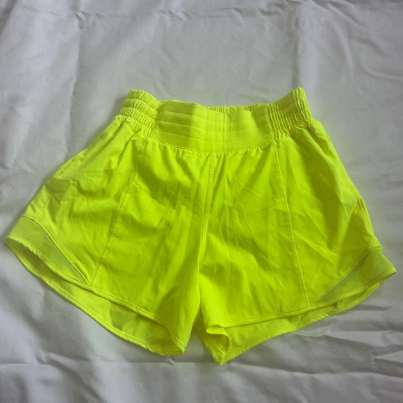 lululemon athletica Pants - Lululemon Athletica Athletic Hotty Hot Shorts